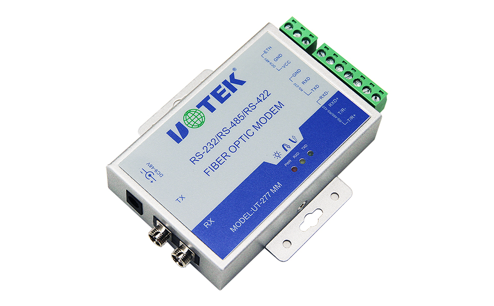 UT-277工業(yè)級串口（RS-232/485/422）光纖轉換器.jpg